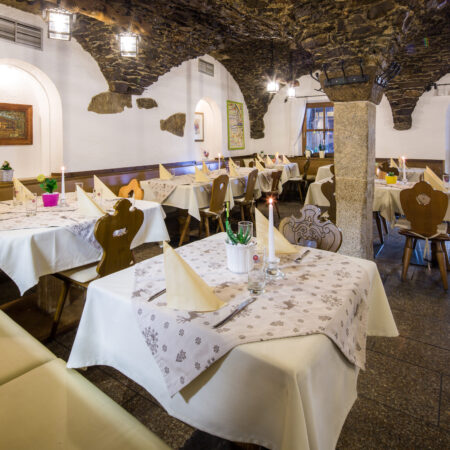 Lambacher Heimtextilien - Referenzen zum kalten Keller